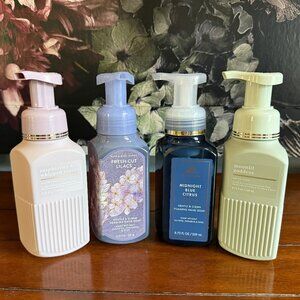 NEW 4-Pc Foaming Hand Soap Bath & Body Works